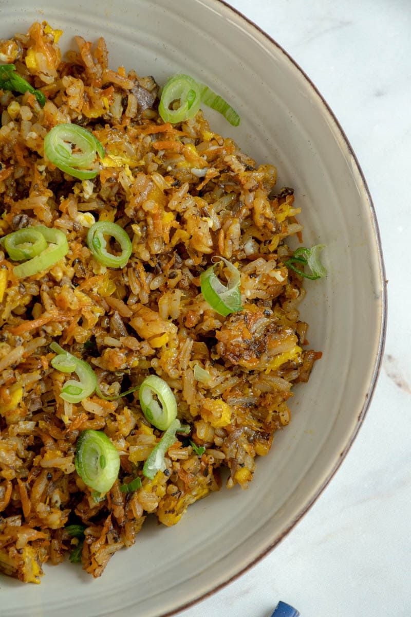 Riz frit indonésien authentique