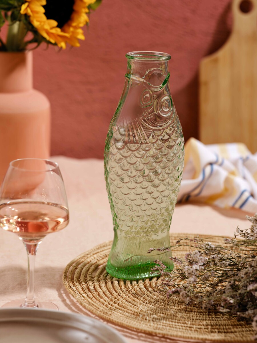 Pichet eau table design