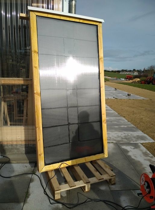 système solaire d'appoint maison